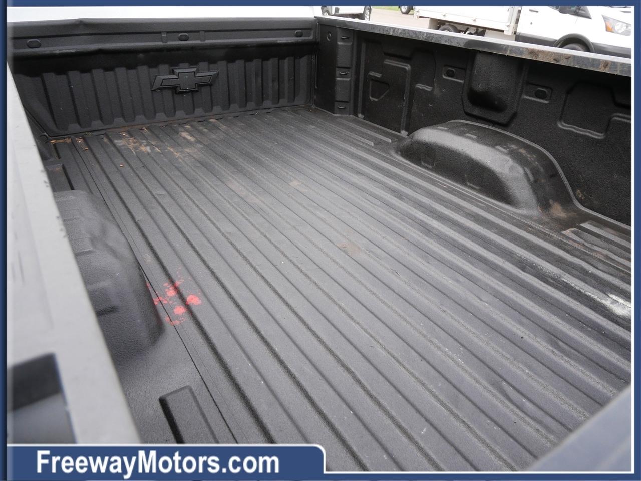 Chevrolet Silverado 3500HD 4WD Crew Cab 172" LT 2023