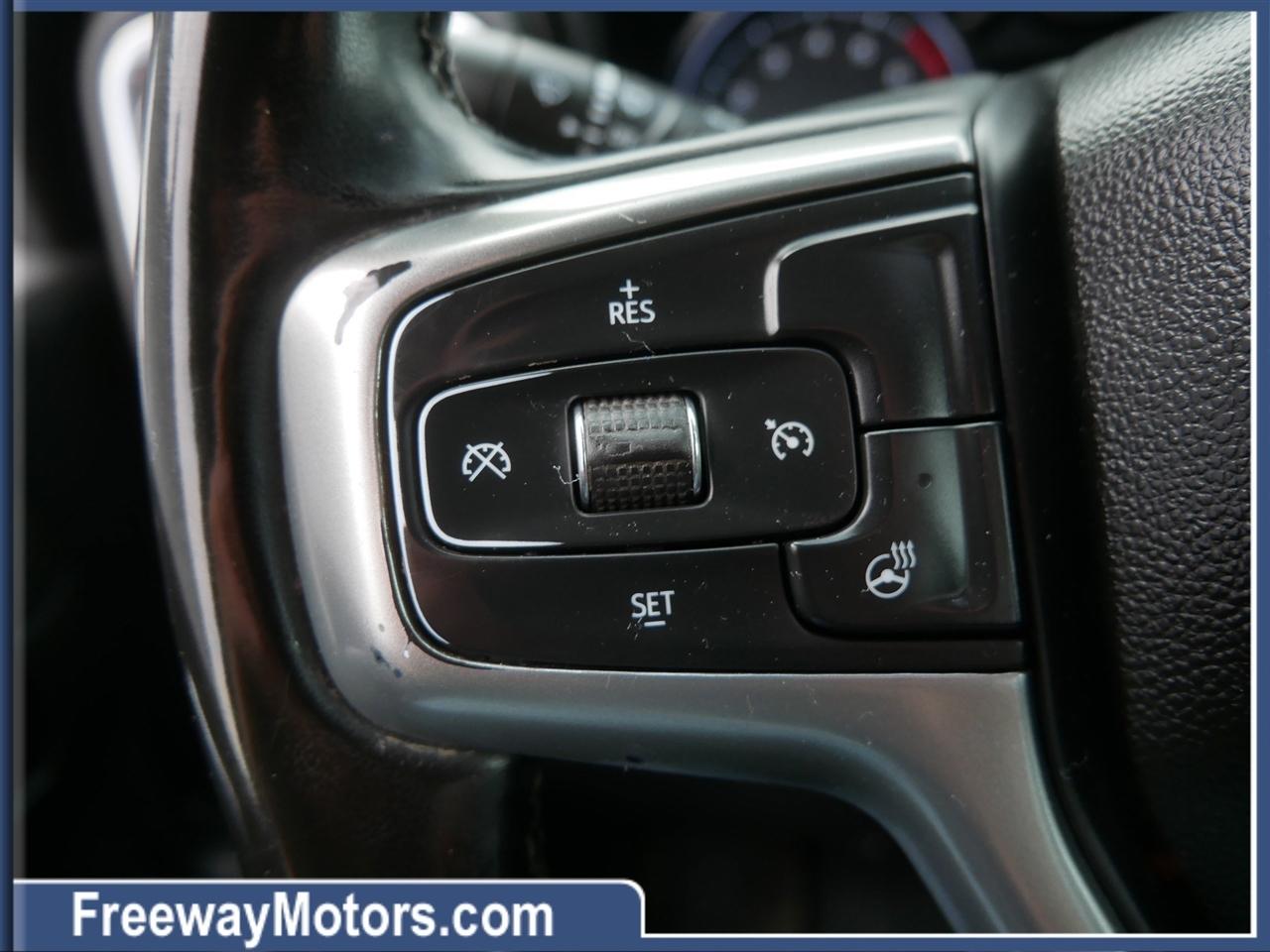 Chevrolet Silverado 3500HD 4WD Crew Cab 172" LT 2023