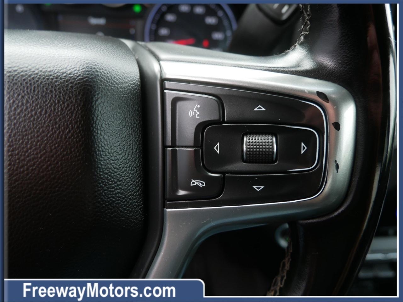 Chevrolet Silverado 3500HD 4WD Crew Cab 172" LT 2023