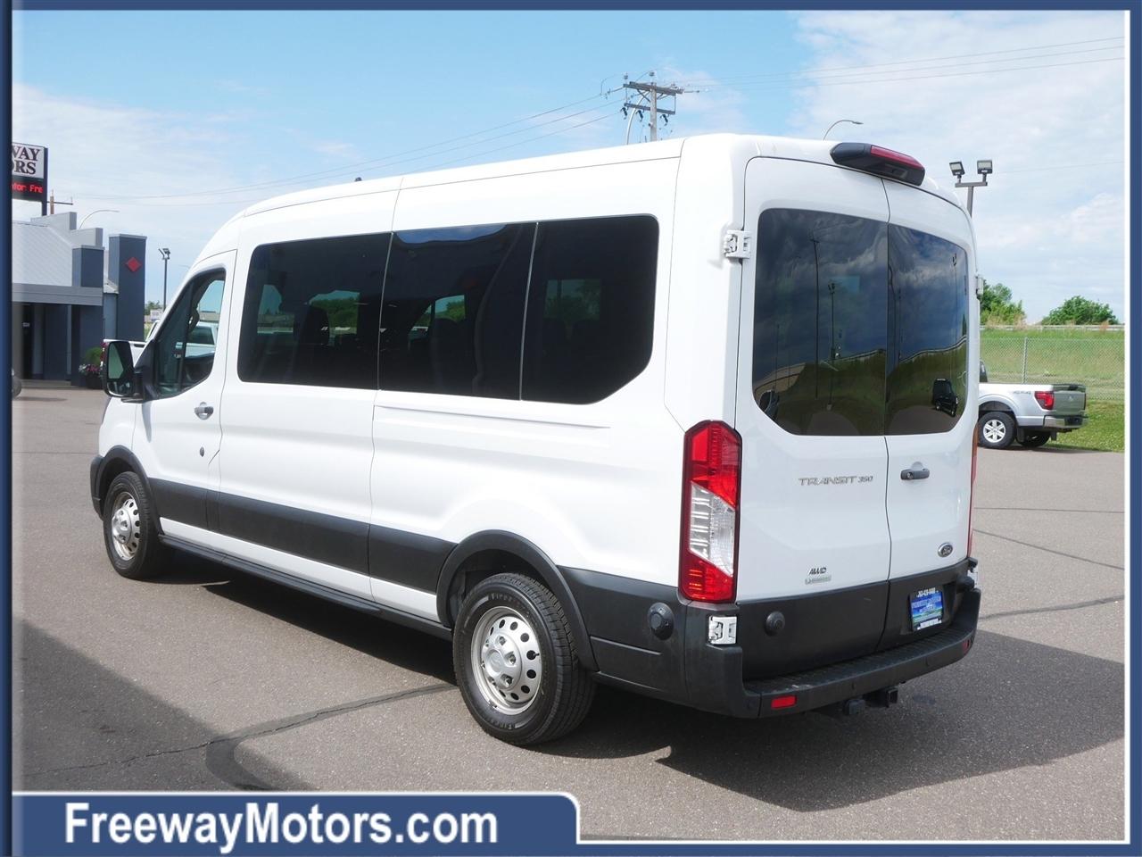 Ford Transit Passenger Wagon T-350 148" Med Roof XL AWD 2024