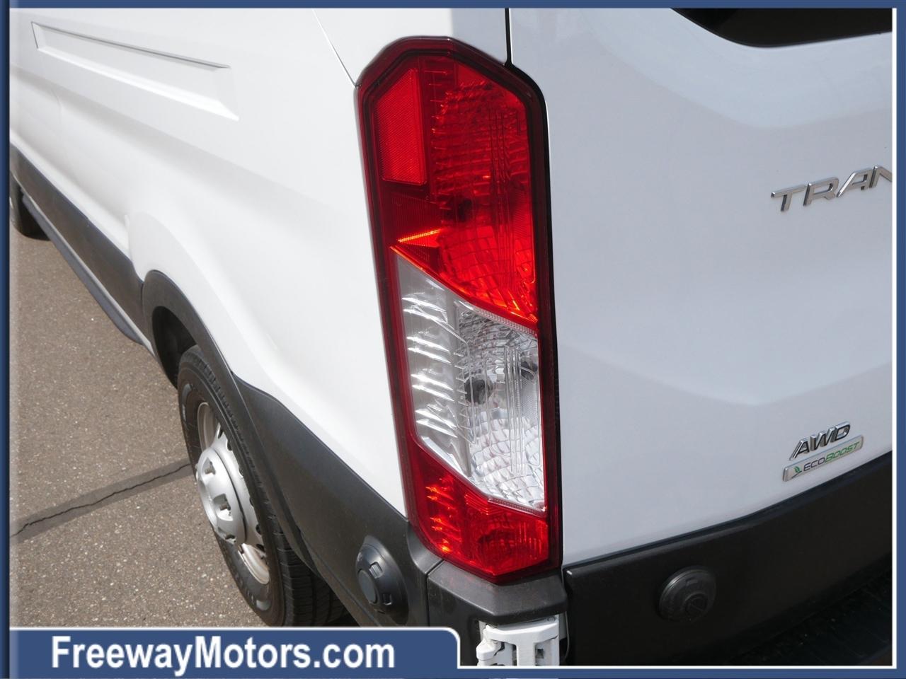 Ford Transit Passenger Wagon T-350 148" Med Roof XL AWD 2024