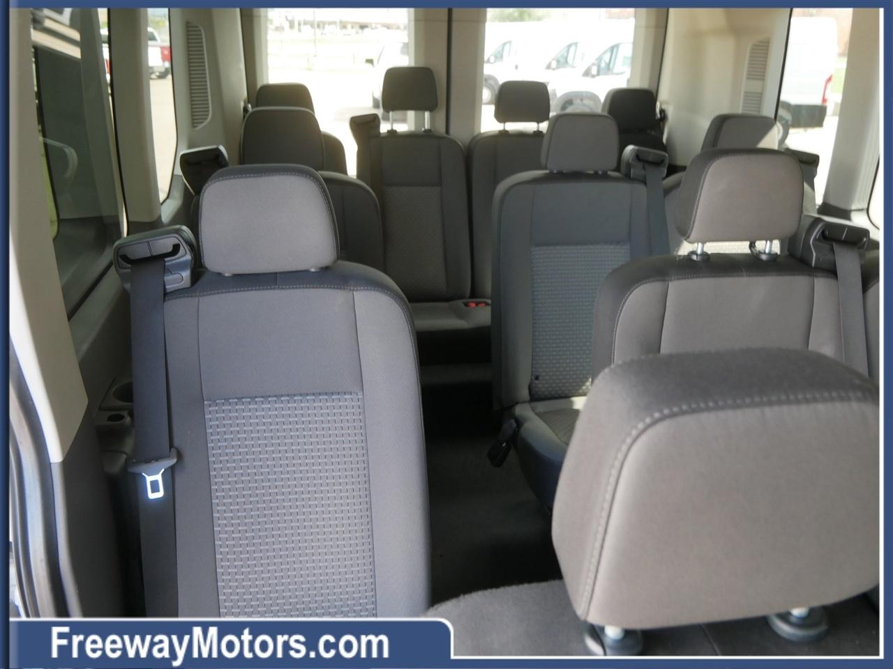 Ford Transit Passenger Wagon T-350 148" Med Roof XL AWD 2024