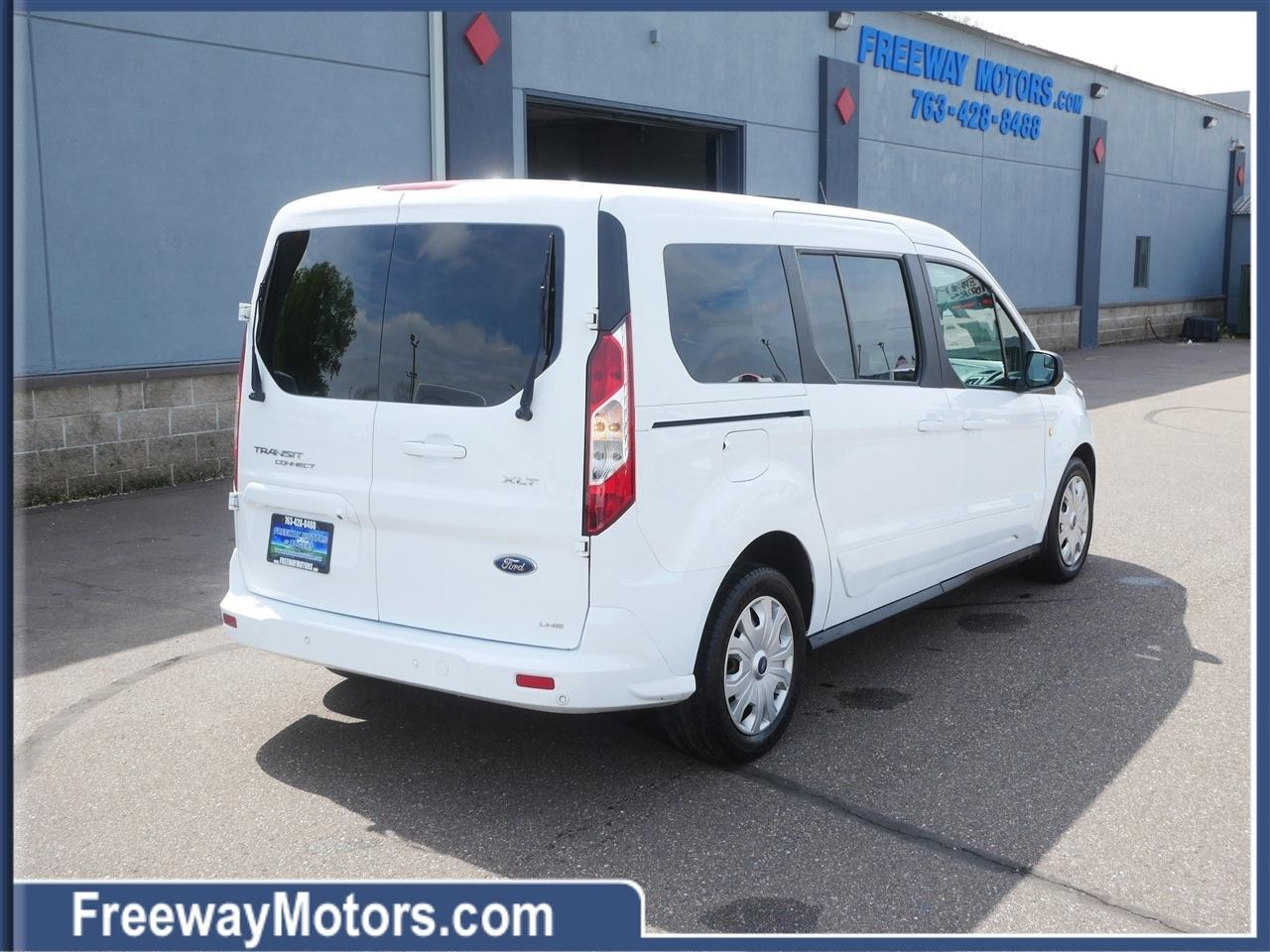 Ford Transit Connect Wagon XLT LWB w/Rear Symmetrical Doors 2022