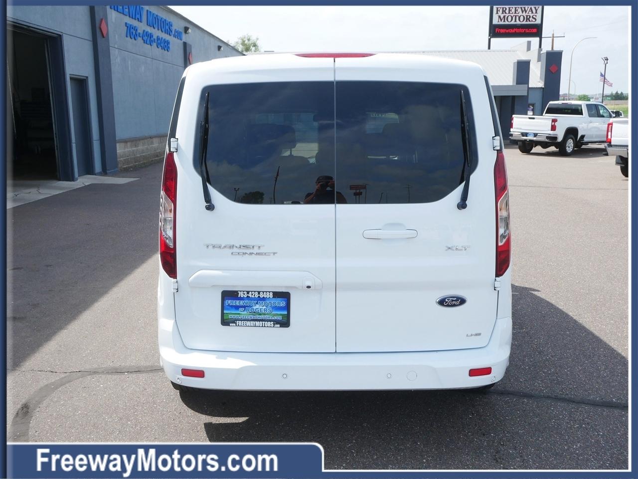 Ford Transit Connect Wagon XLT LWB w/Rear Symmetrical Doors 2022