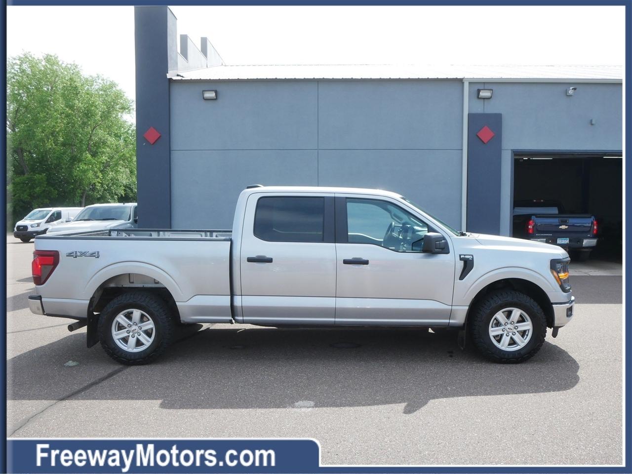 Ford F-150 XL 4WD SuperCrew 5.5' Box 2024