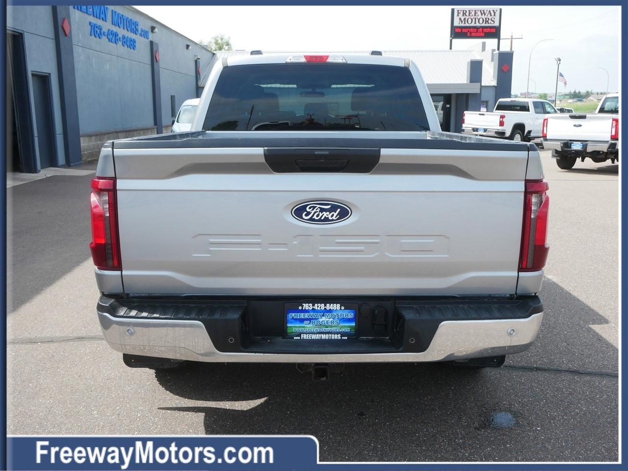 Ford F-150 XL 4WD SuperCrew 5.5' Box 2024