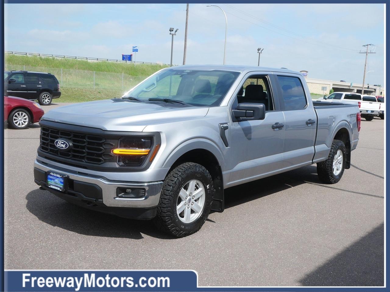 Ford F-150 XL 4WD SuperCrew 5.5' Box 2024