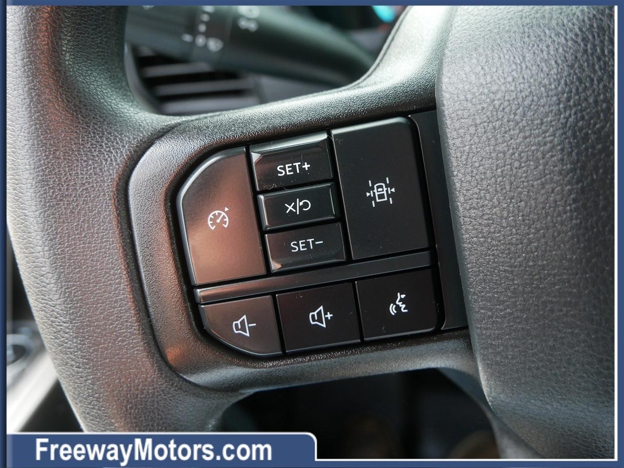 Ford F-150 XL 4WD SuperCrew 5.5' Box 2024