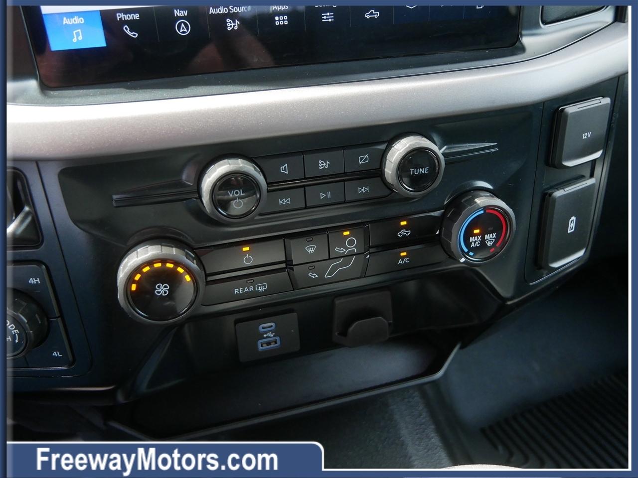 Ford F-150 XL 4WD SuperCrew 5.5' Box 2024