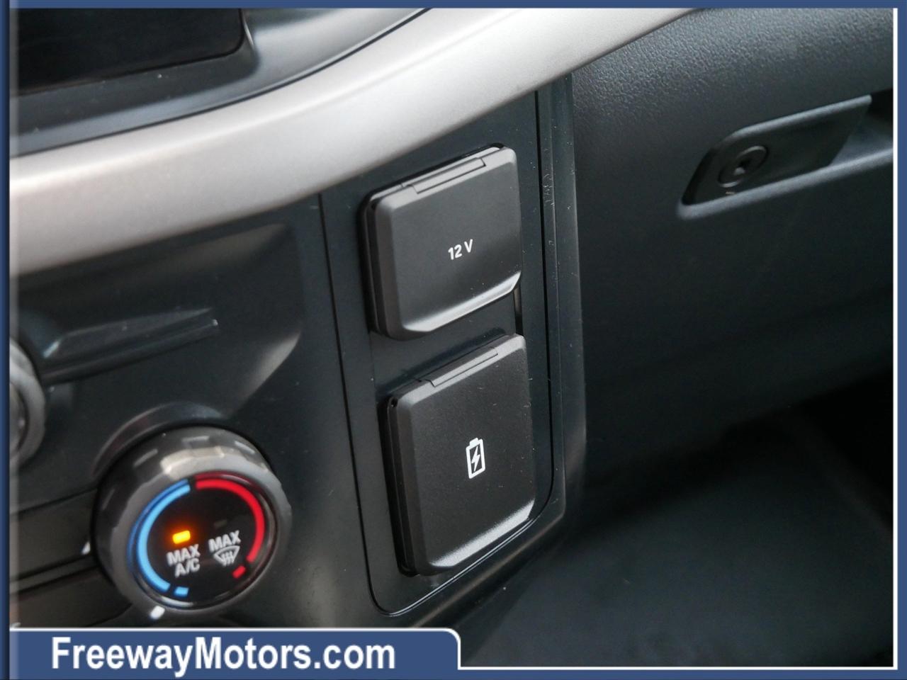 Ford F-150 XL 4WD SuperCrew 5.5' Box 2024