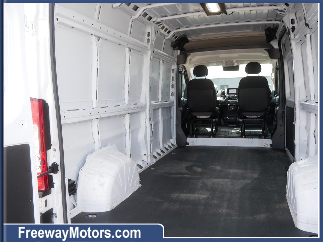 RAM ProMaster Cargo Van Tradesman 2500 High Roof 159" WB w/Pass Seat 2024