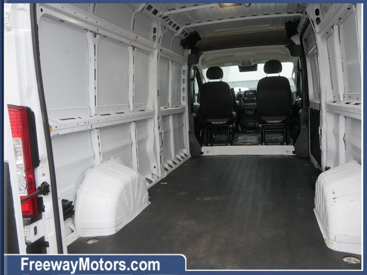 RAM ProMaster Cargo Van Tradesman 2500 High Roof 159" WB w/Pass Seat 2024