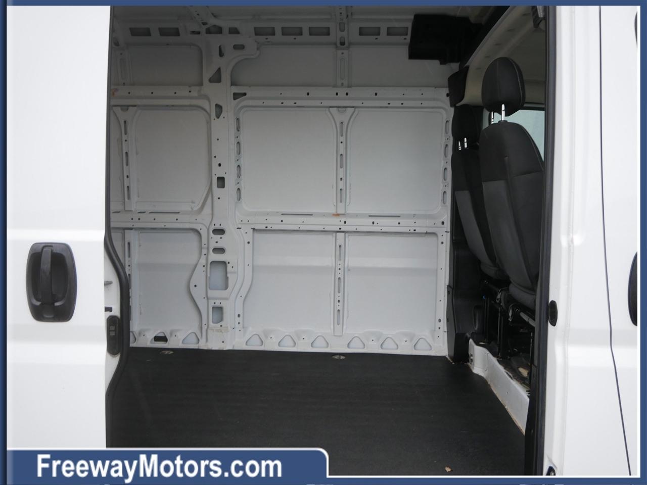 RAM ProMaster Cargo Van Tradesman 2500 High Roof 159" WB w/Pass Seat 2024