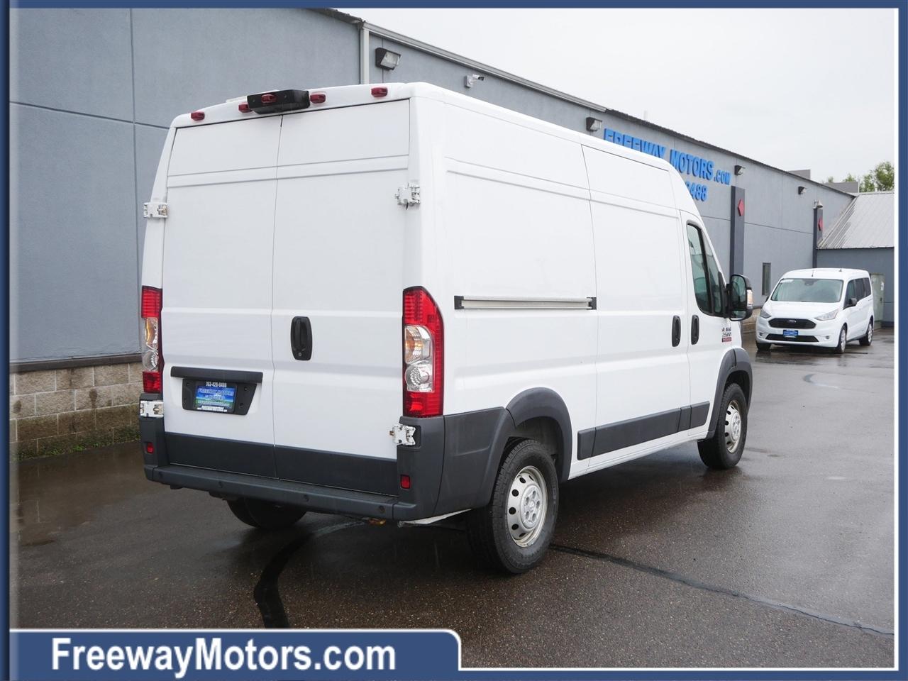 RAM ProMaster Cargo Van 2500 High Roof 136" WB 2018