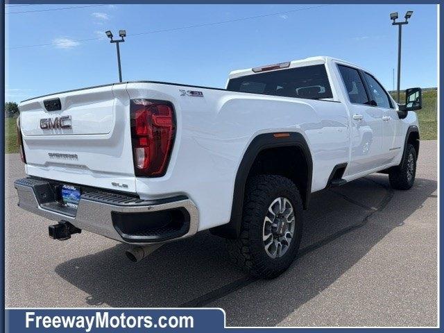 GMC Sierra 3500HD 4WD Crew Cab 172" SLE 2024