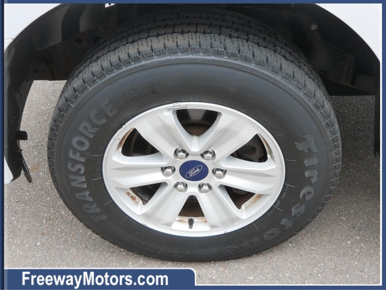 Ford F-150 2WD SuperCab 145" XLT 2015