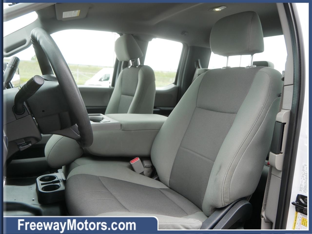Ford F-150 2WD SuperCab 145" XLT 2015