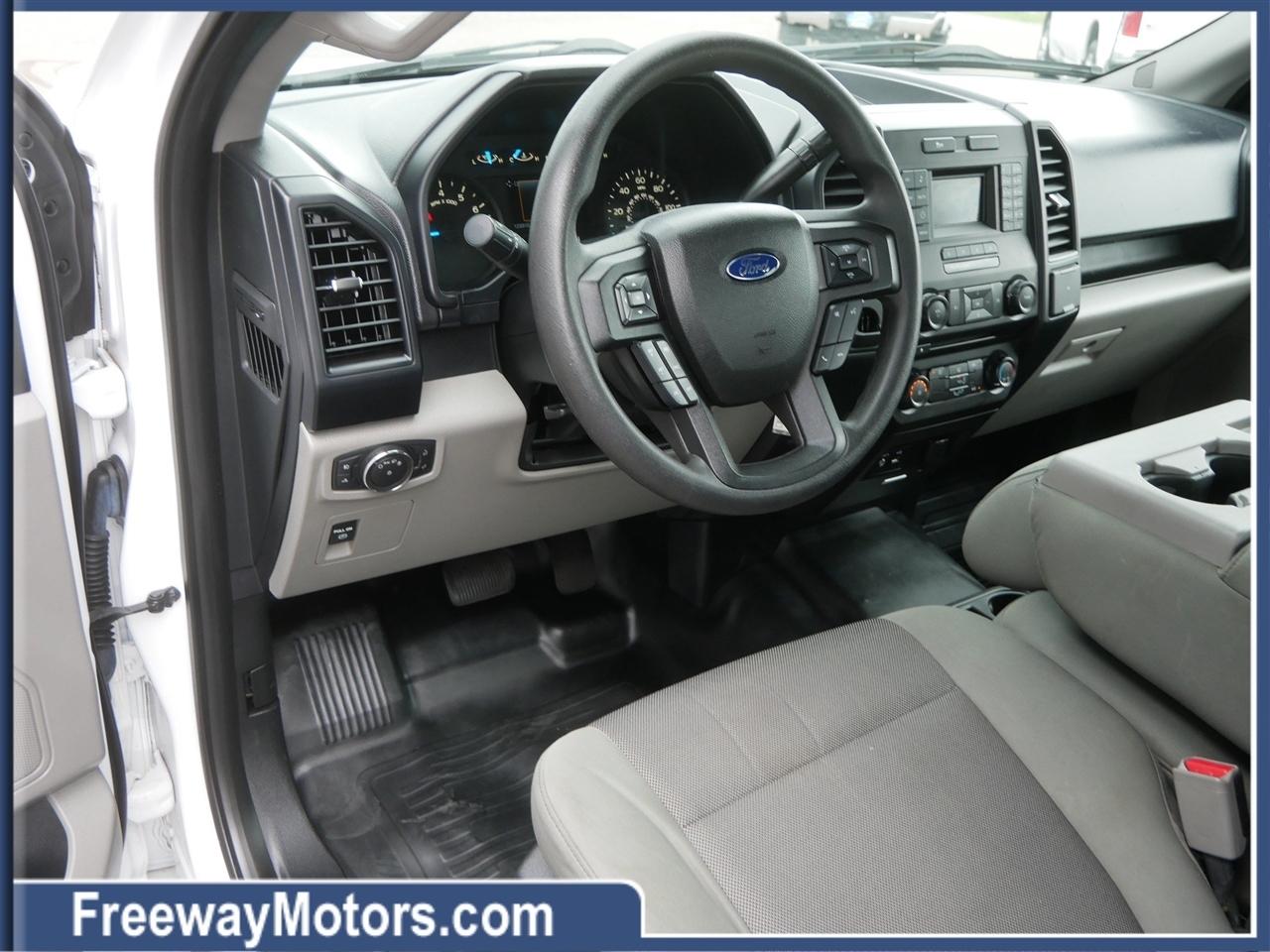 Ford F-150 2WD SuperCab 145" XLT 2015