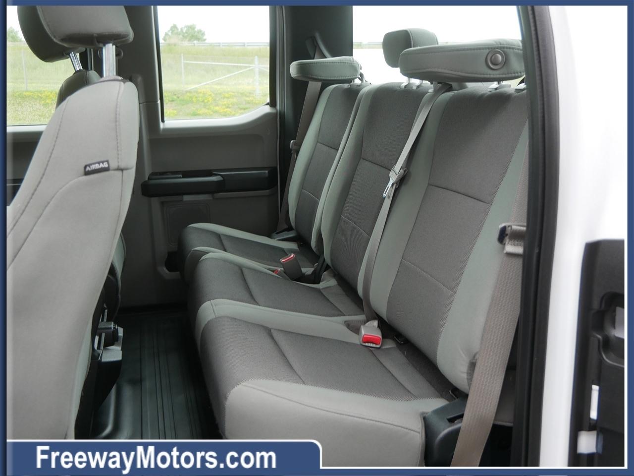 Ford F-150 2WD SuperCab 145" XLT 2015