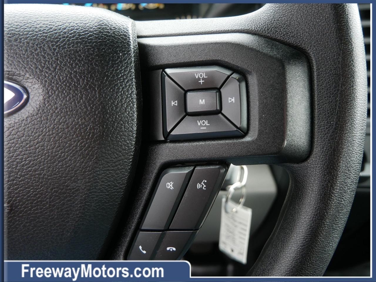 Ford F-150 2WD SuperCab 145" XLT 2015