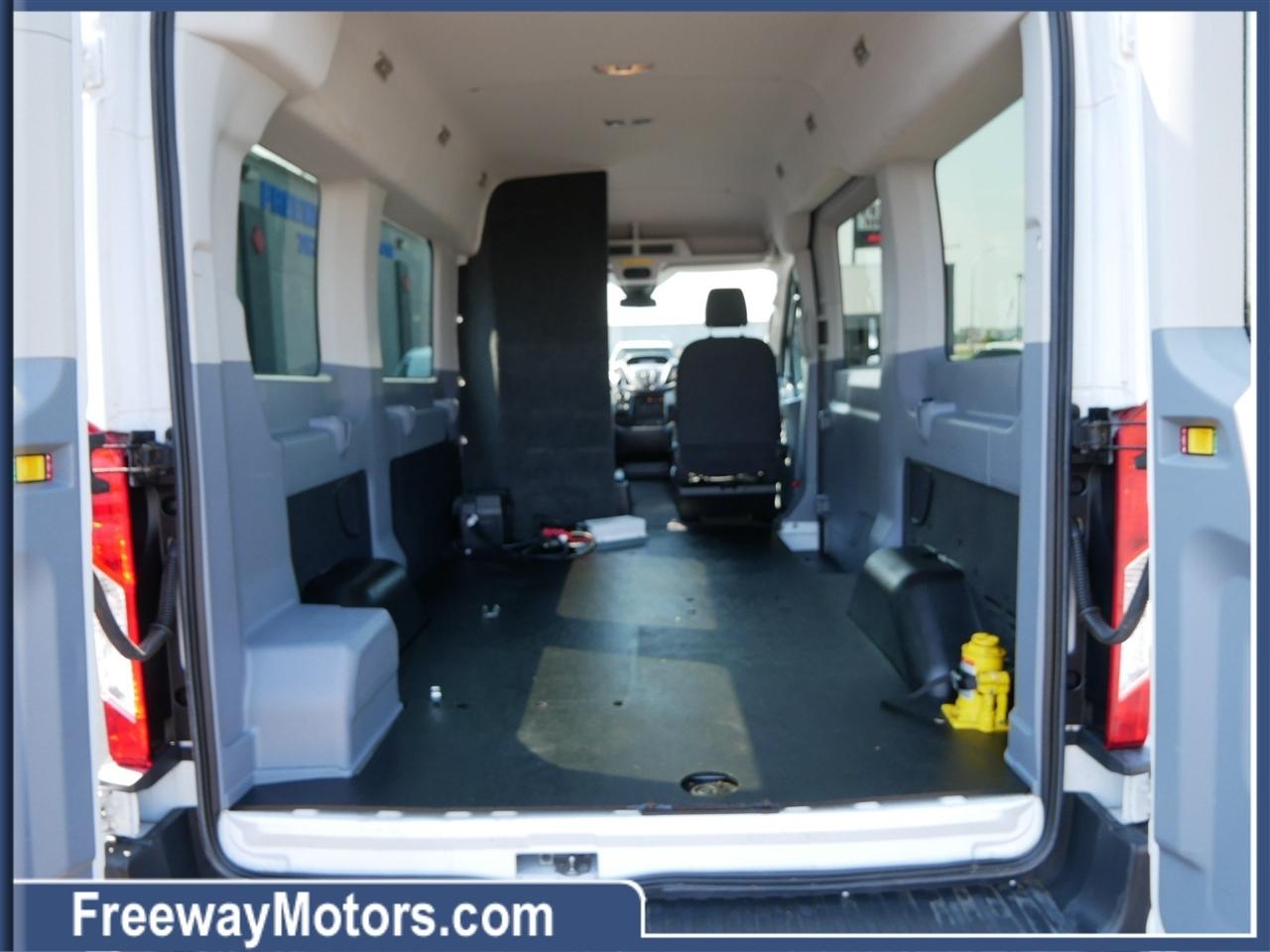 Ford Transit Wagon T-150 130" Med Roof XL Sliding RH Dr 2016