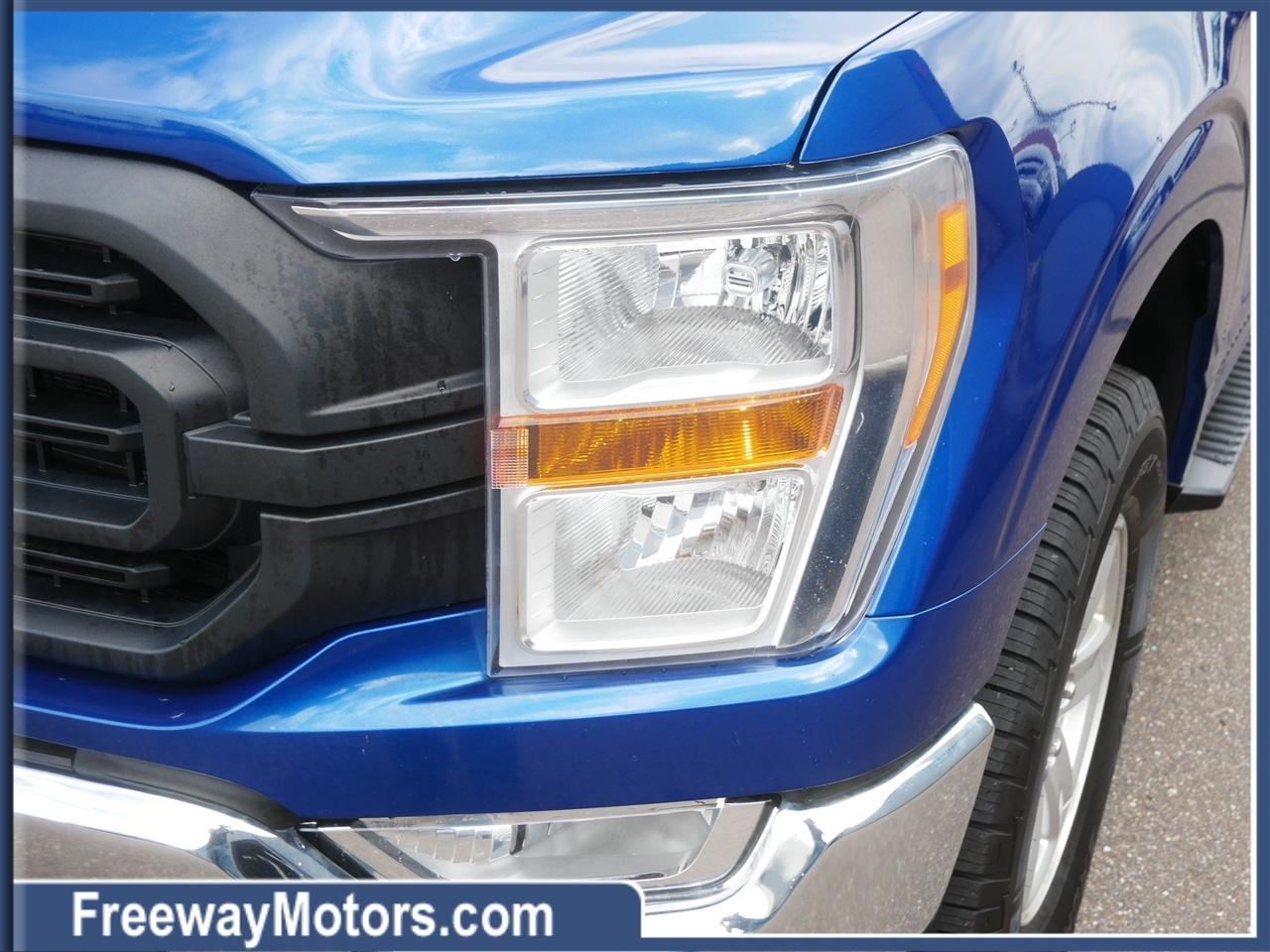 Ford F-150 XL 4WD SuperCrew 5.5' Box 2022