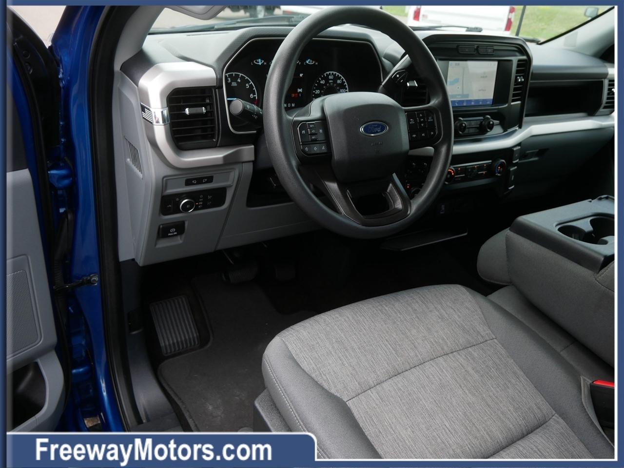 Ford F-150 XL 4WD SuperCrew 5.5' Box 2022