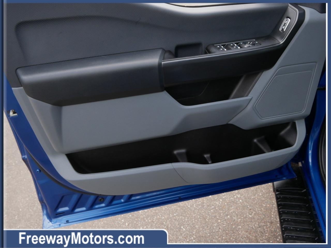 Ford F-150 XL 4WD SuperCrew 5.5' Box 2022