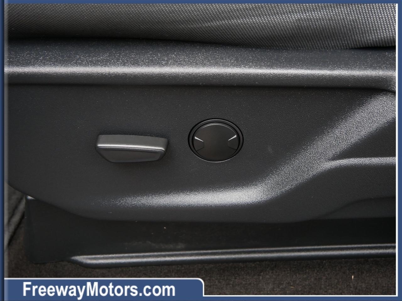 Ford F-150 XL 4WD SuperCrew 5.5' Box 2022
