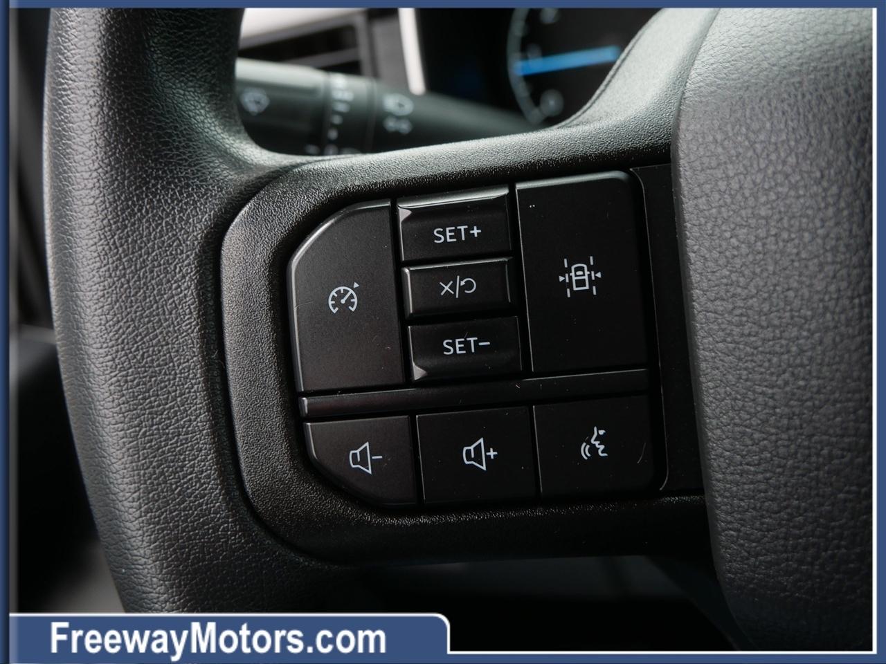 Ford F-150 XL 4WD SuperCrew 5.5' Box 2022