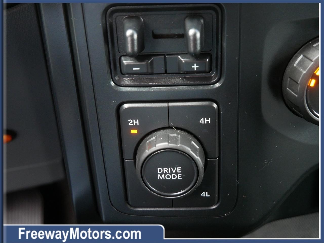 Ford F-150 XL 4WD SuperCrew 5.5' Box 2022