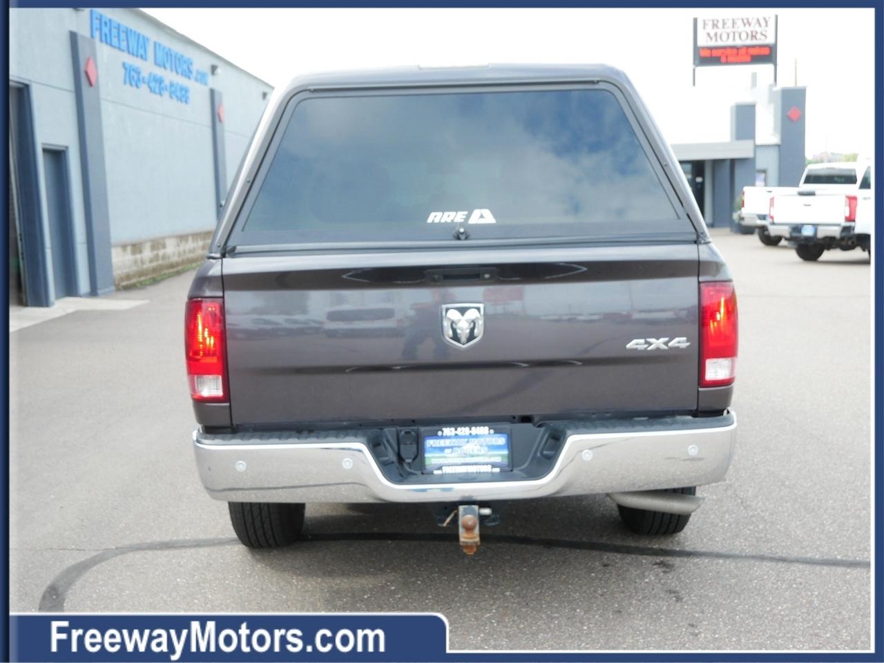 RAM 1500 Classic Tradesman 4x4 Quad Cab 6'4" Box 2023
