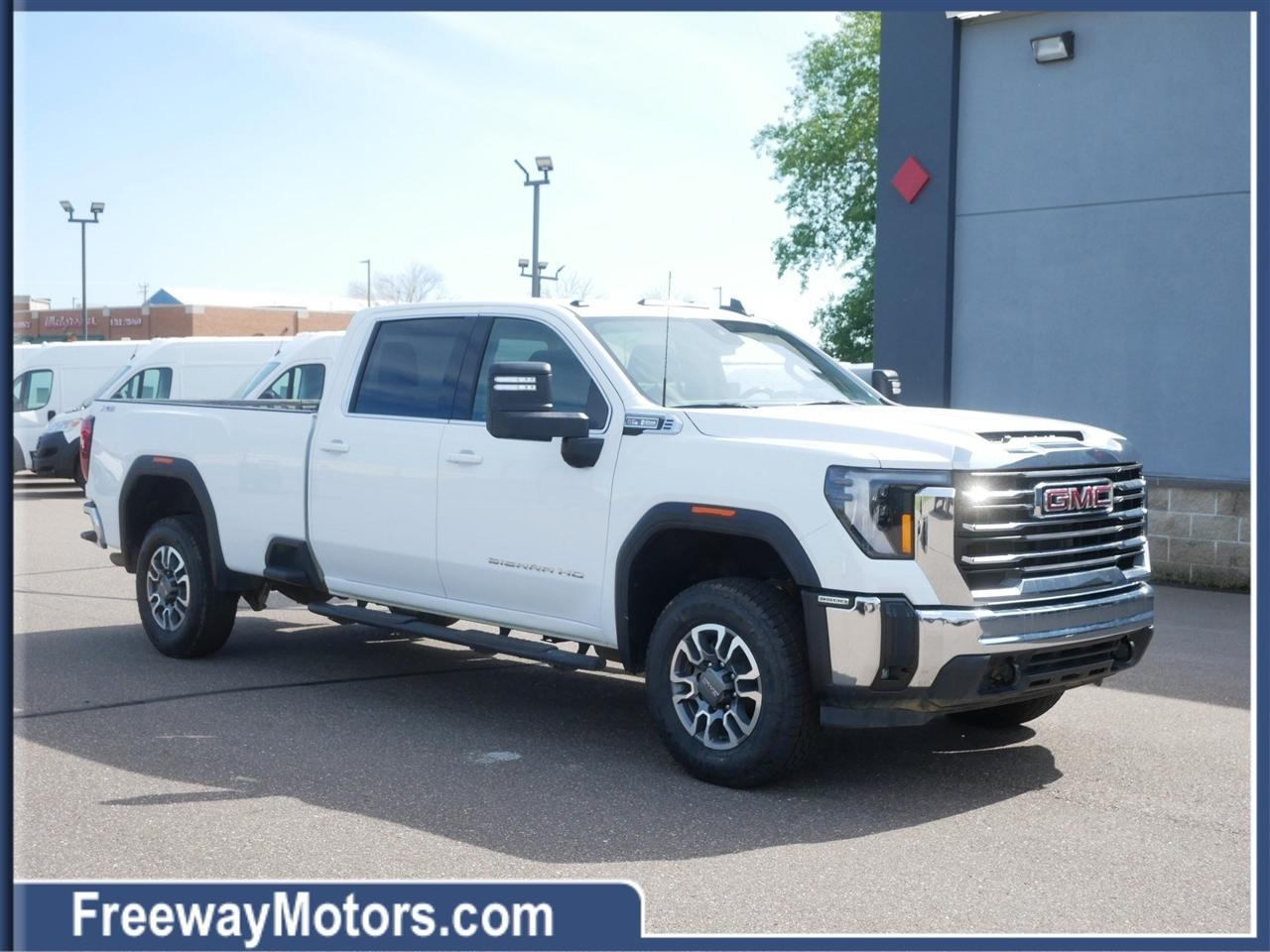 2024 GMC Sierra 3500HD 4WD Crew Cab 172" SLE