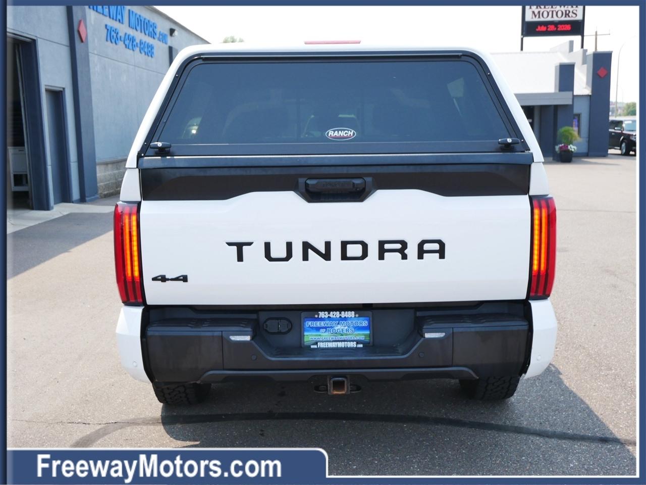 Toyota Tundra 4WD SR5 CrewMax 5.5' Bed (Natl) 2023