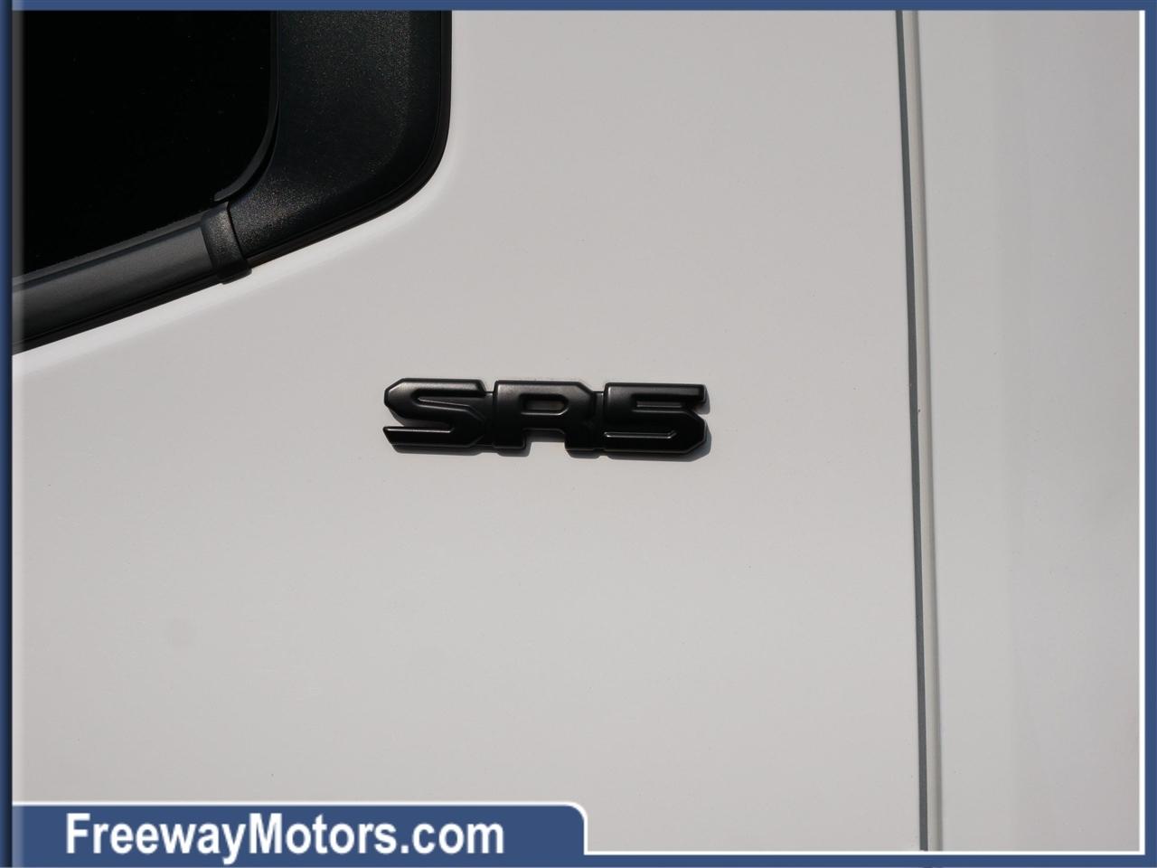 Toyota Tundra 4WD SR5 CrewMax 5.5' Bed (Natl) 2023