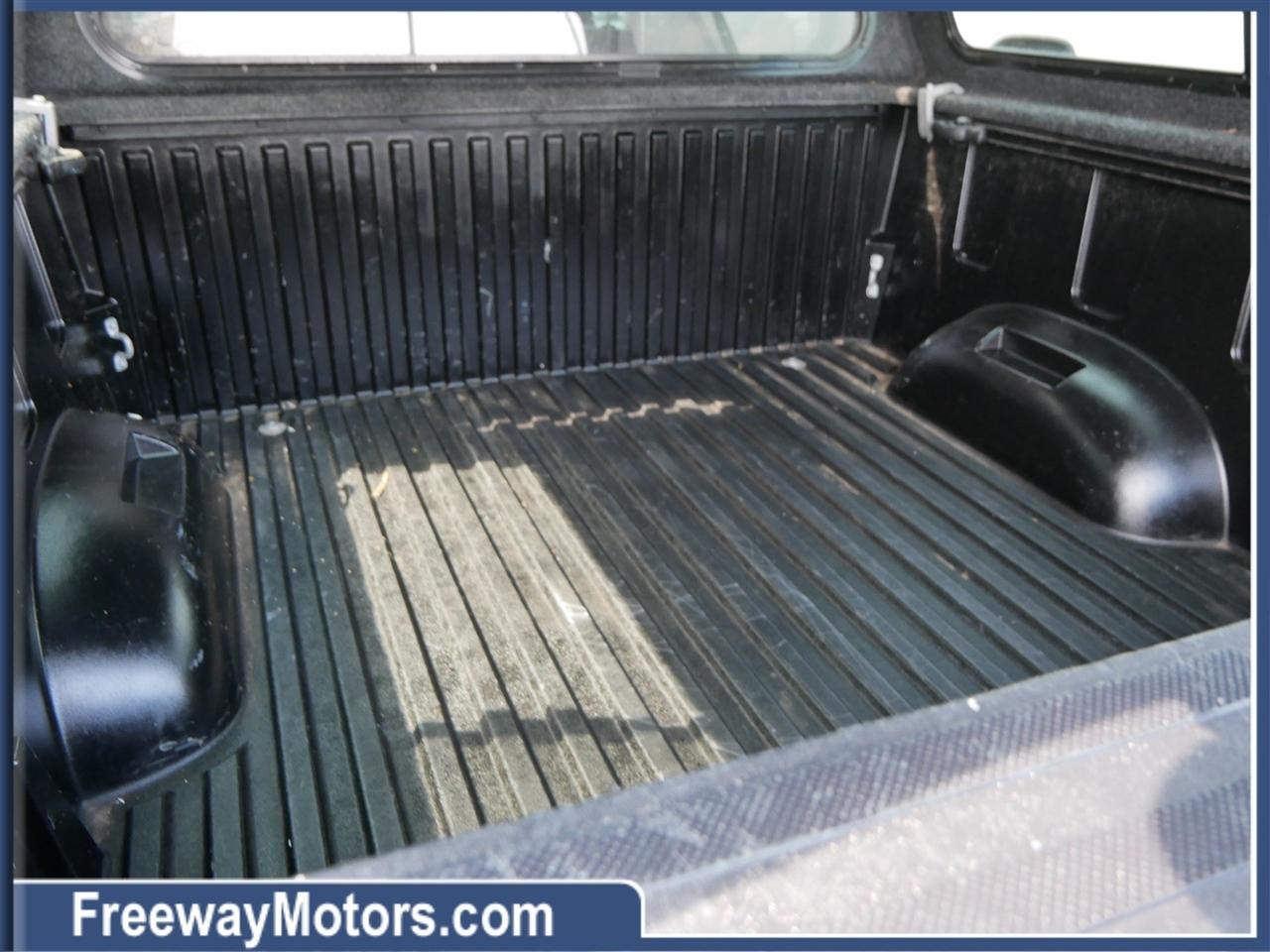 Toyota Tundra 4WD SR5 CrewMax 5.5' Bed (Natl) 2023