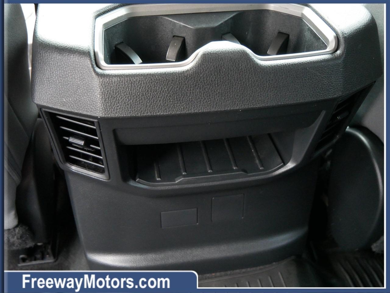 Toyota Tundra 4WD SR5 CrewMax 5.5' Bed (Natl) 2023