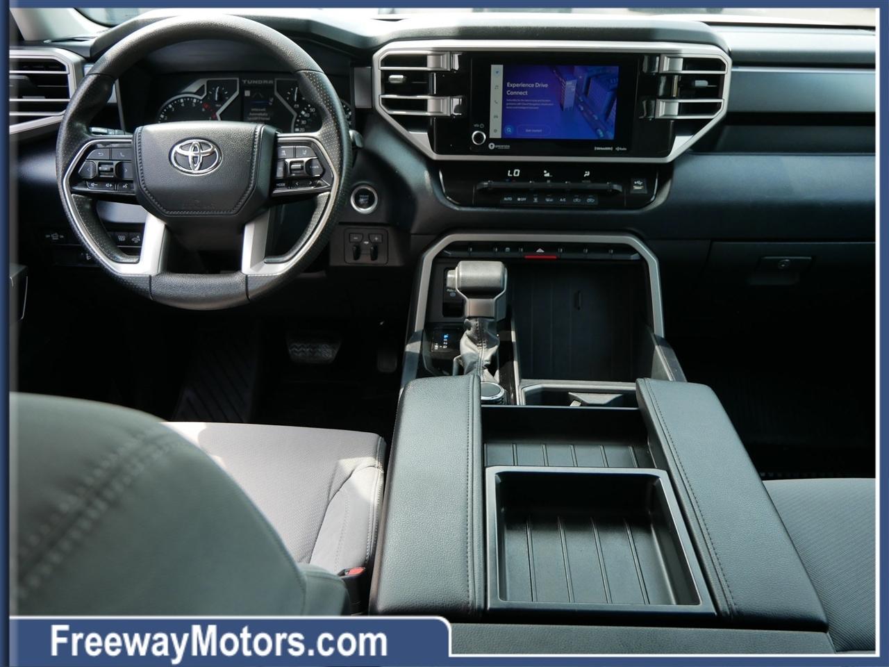 Toyota Tundra 4WD SR5 CrewMax 5.5' Bed (Natl) 2023