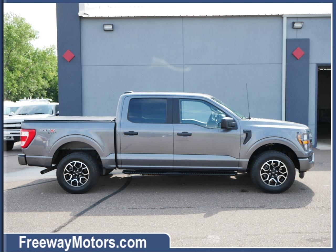 Ford F-150 Lariat 4WD SuperCrew 5.5' Box 2023