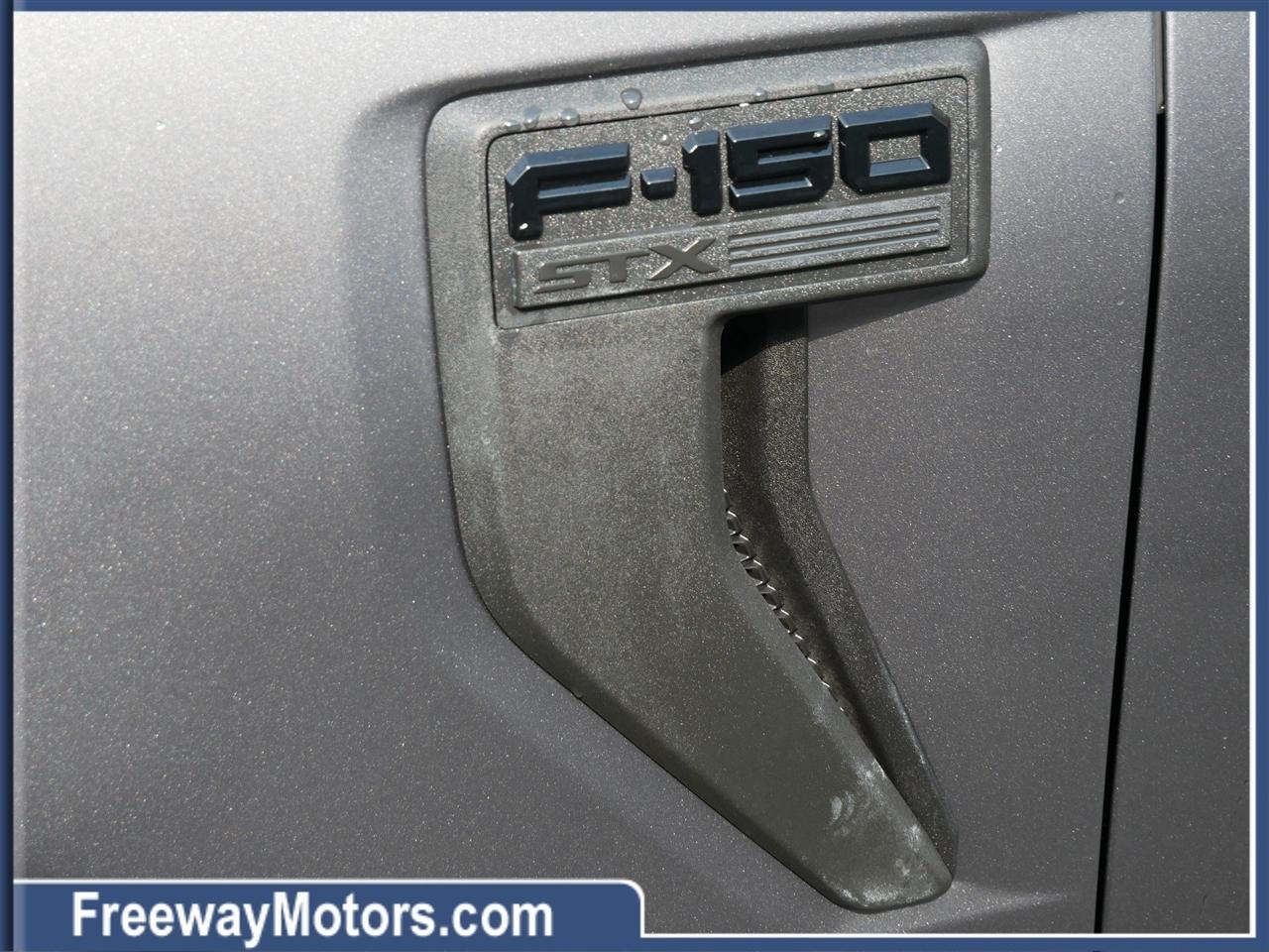 Ford F-150 Lariat 4WD SuperCrew 5.5' Box 2023