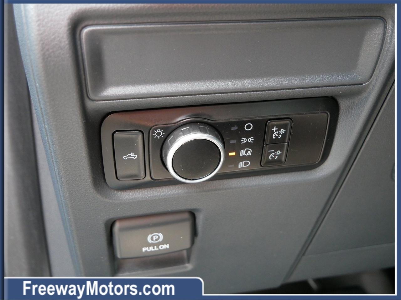 Ford F-150 Lariat 4WD SuperCrew 5.5' Box 2023