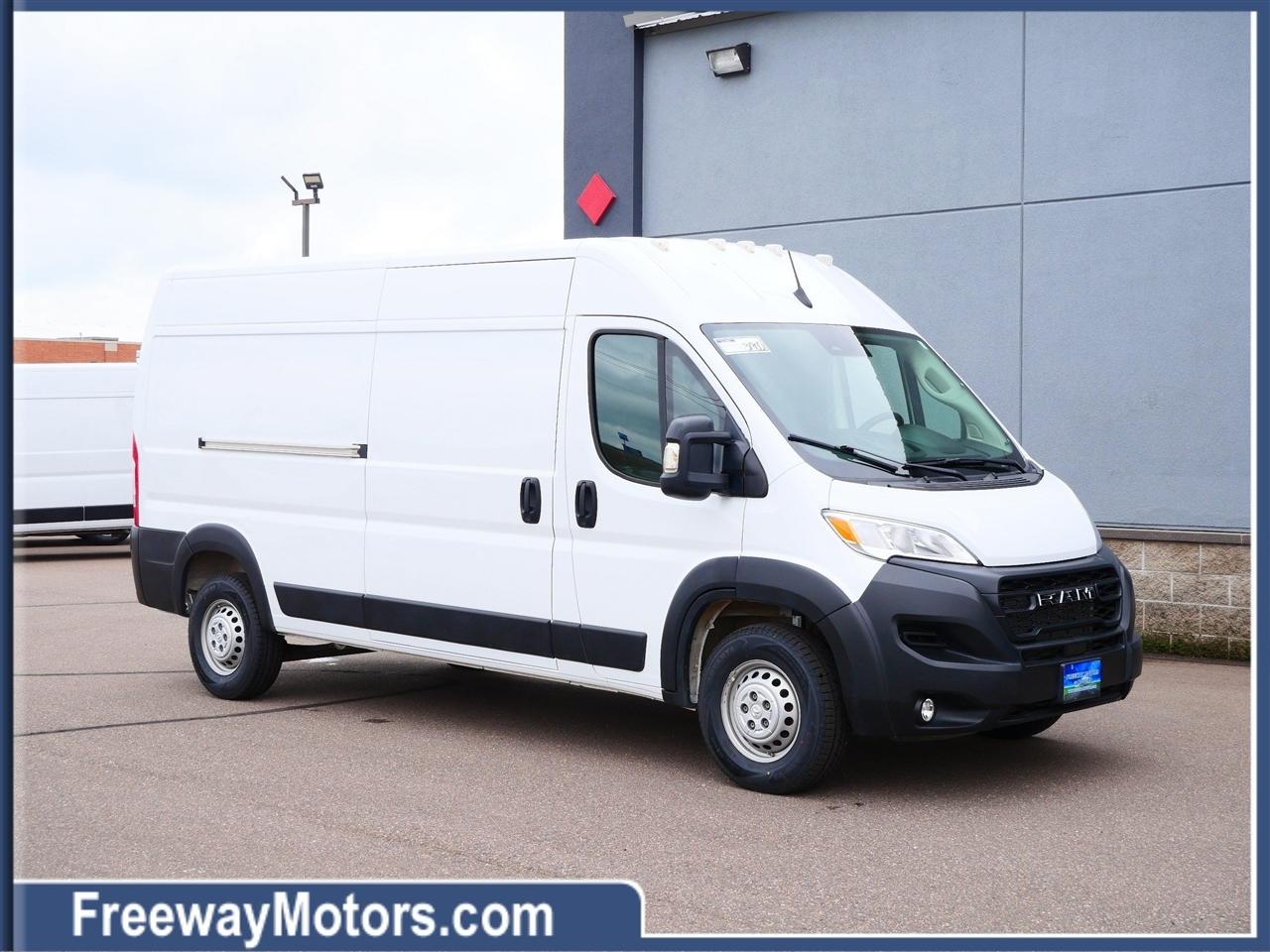 2024 RAM ProMaster Cargo Van Tradesman 2500 High Roof 159" WB w/Pass Seat