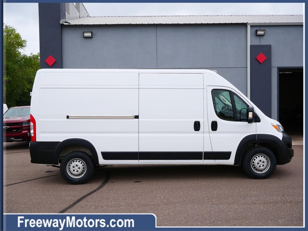 RAM ProMaster Cargo Van Tradesman 2500 High Roof 159" WB w/Pass Seat 2024
