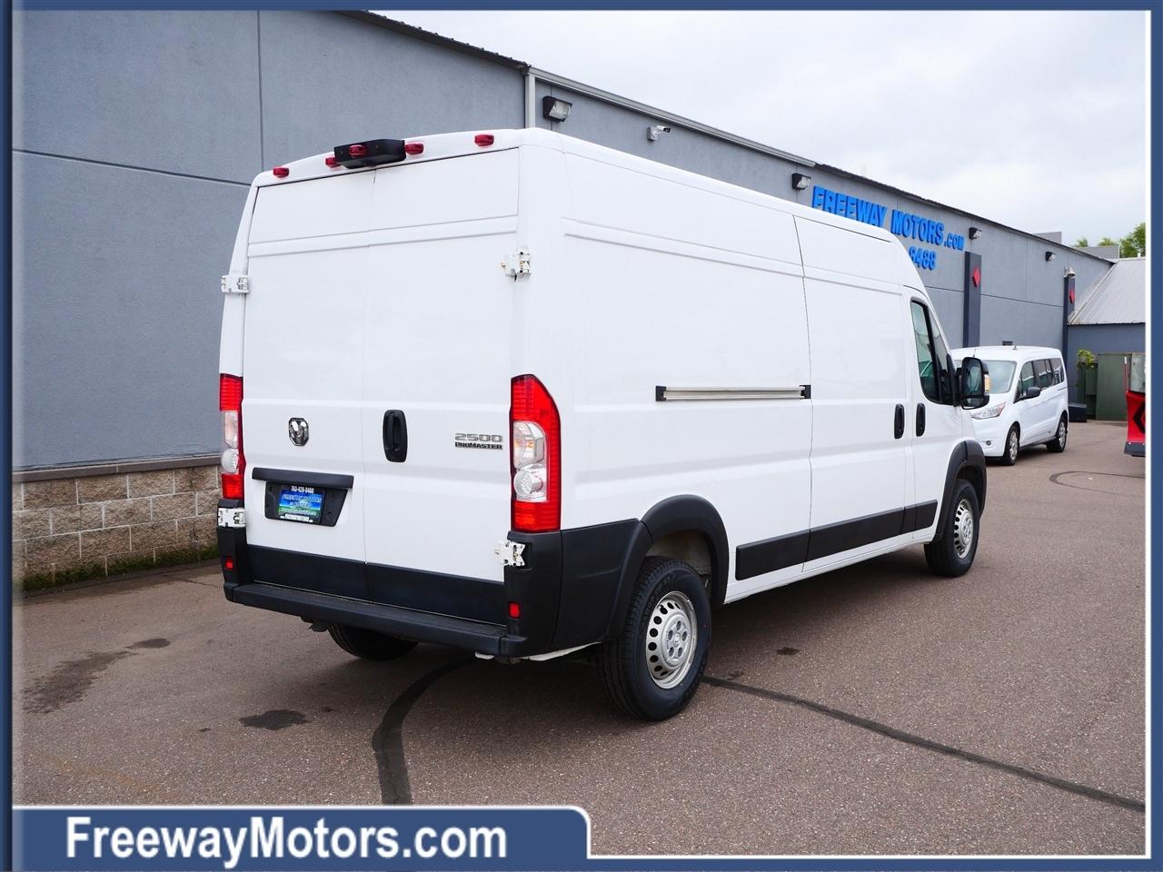 RAM ProMaster Cargo Van Tradesman 2500 High Roof 159" WB w/Pass Seat 2024