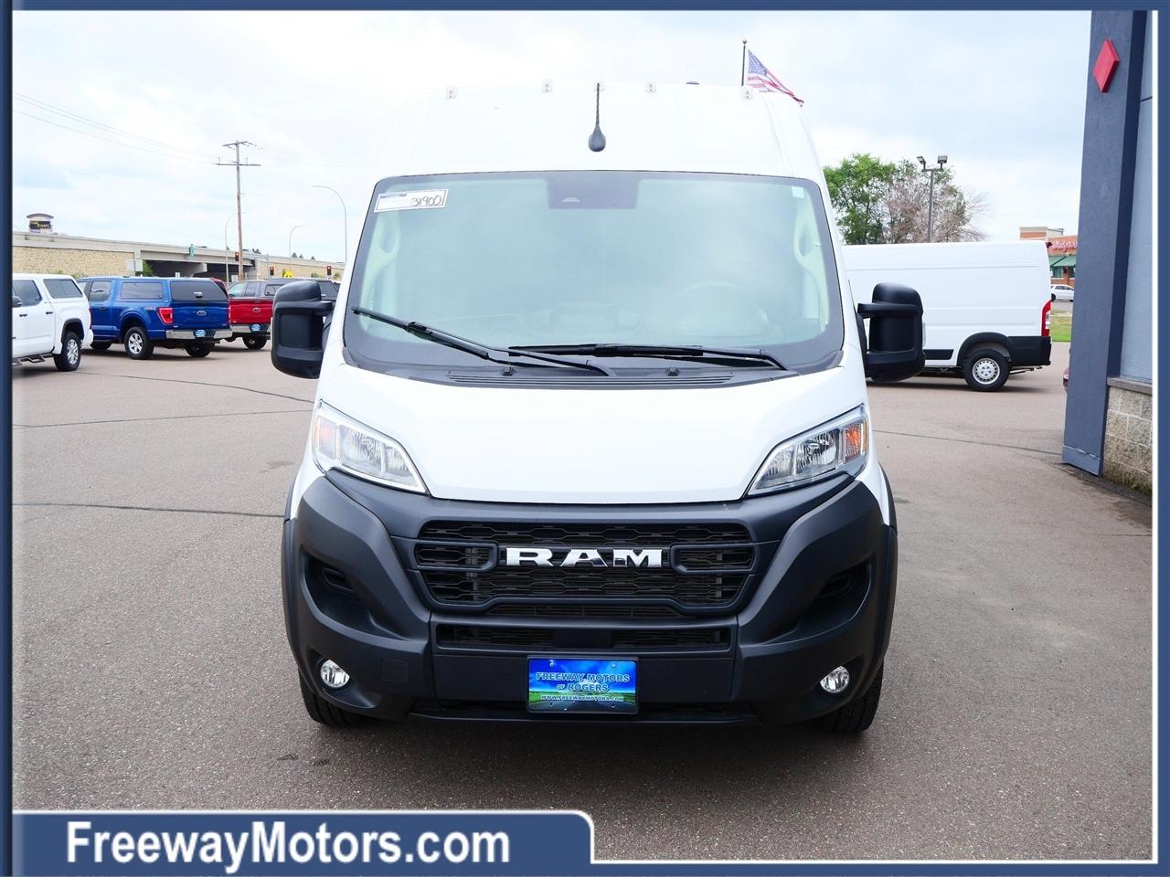 RAM ProMaster Cargo Van Tradesman 2500 High Roof 159" WB w/Pass Seat 2024