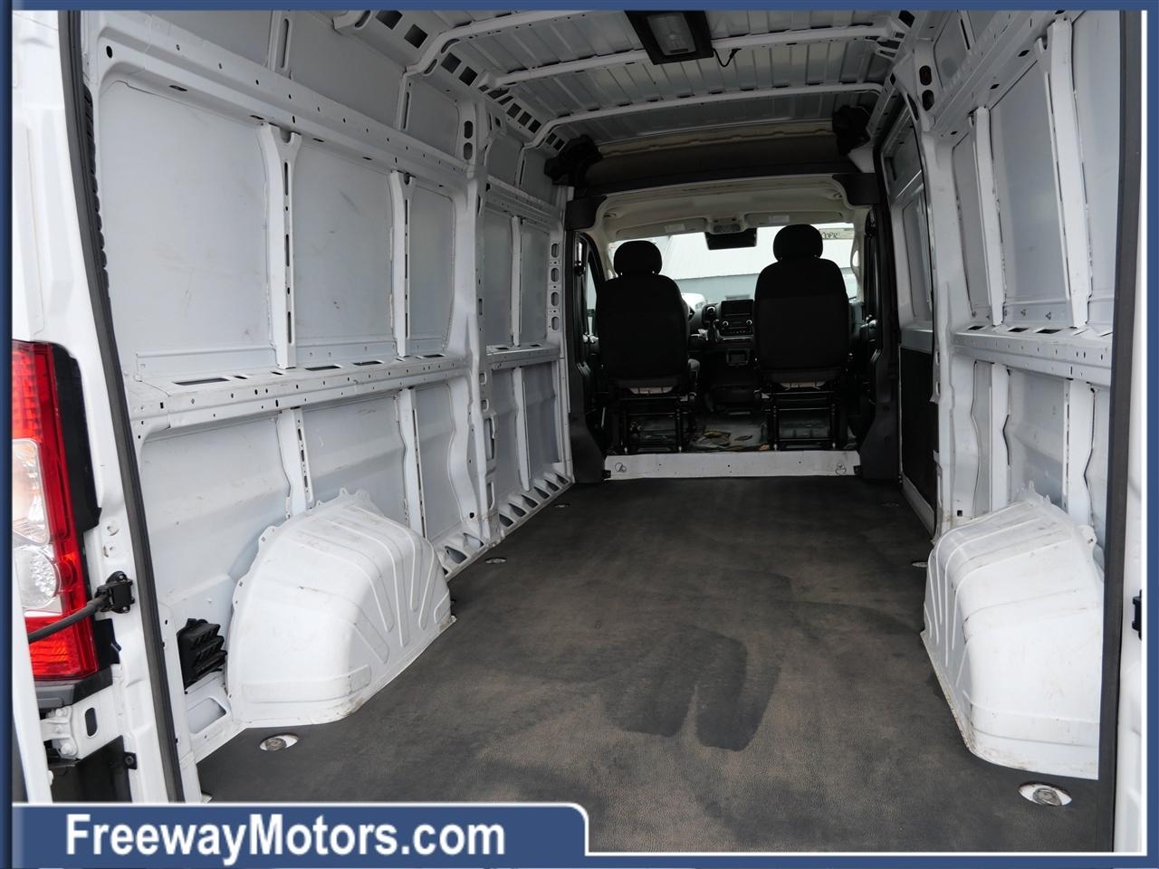 RAM ProMaster Cargo Van Tradesman 2500 High Roof 159" WB w/Pass Seat 2024