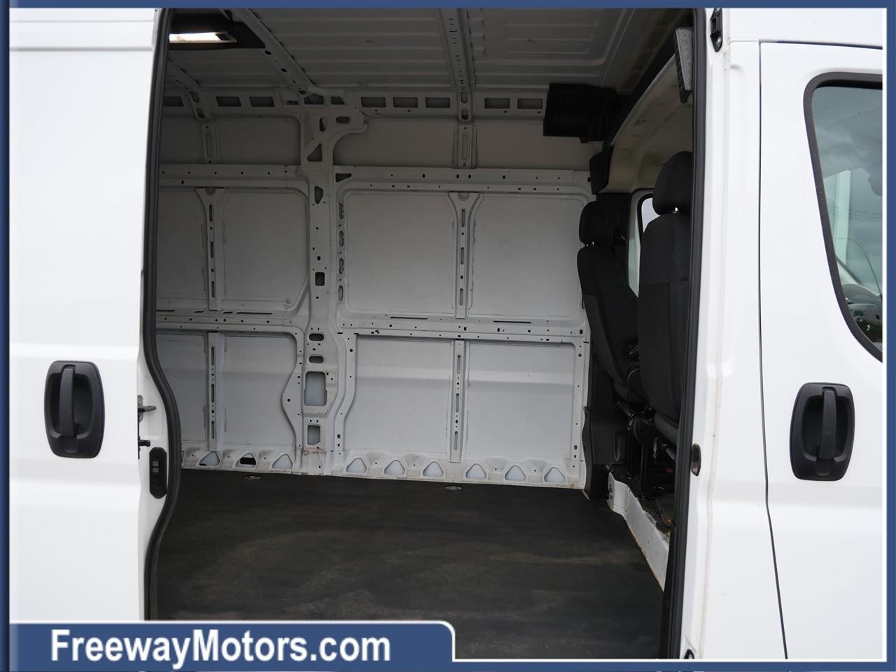 RAM ProMaster Cargo Van Tradesman 2500 High Roof 159" WB w/Pass Seat 2024