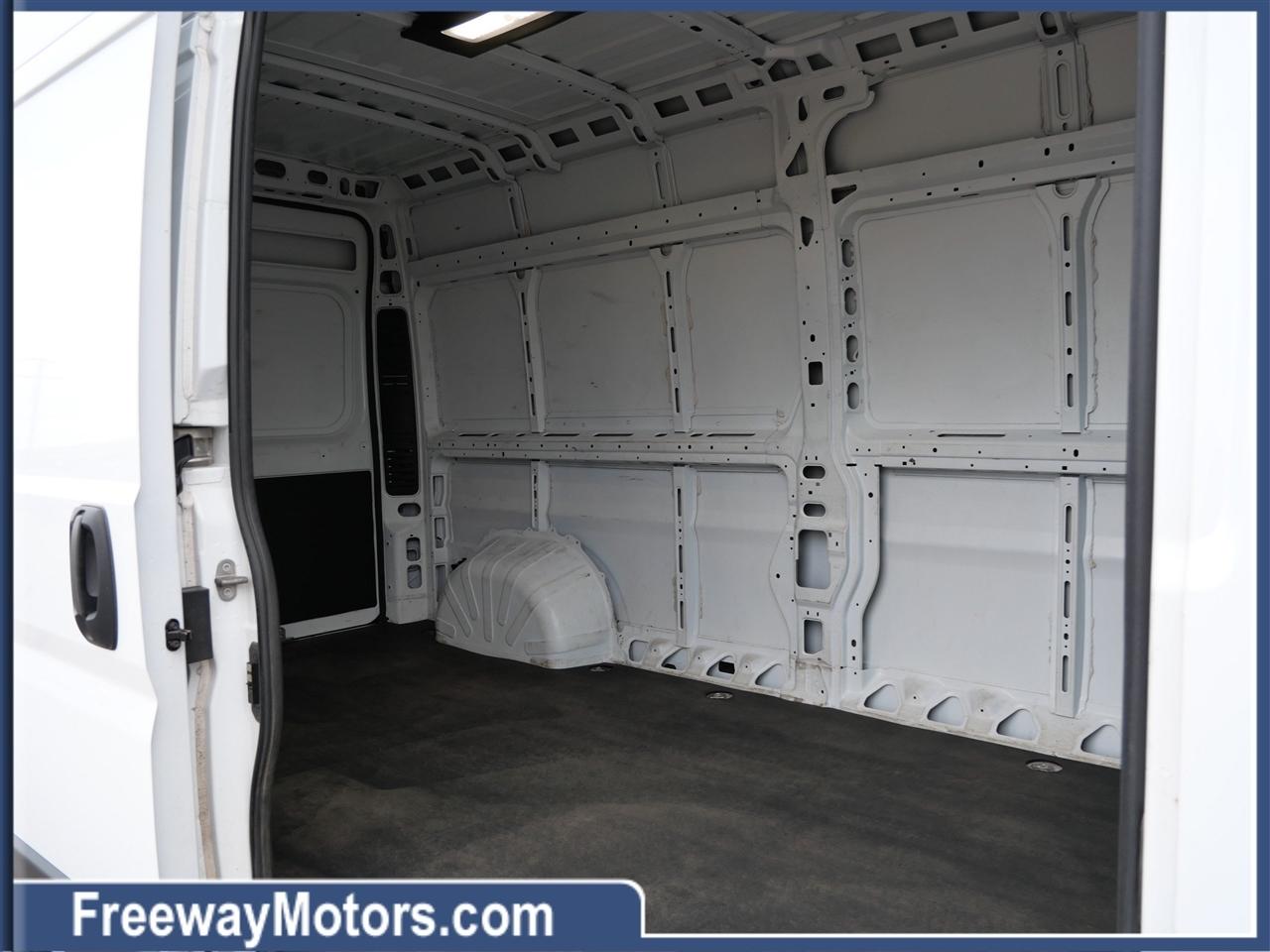 RAM ProMaster Cargo Van Tradesman 2500 High Roof 159" WB w/Pass Seat 2024