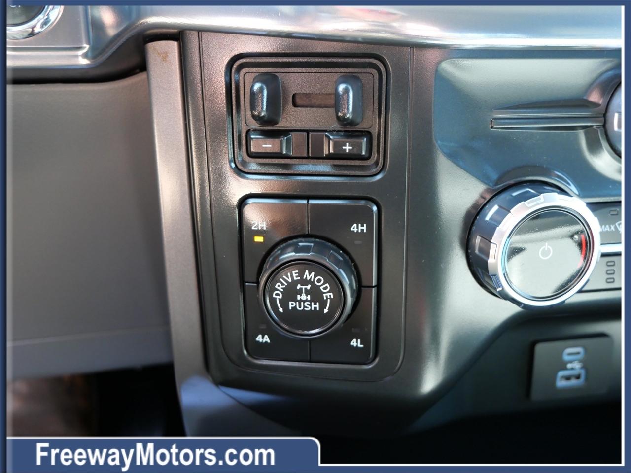 Ford F-150 Lariat SuperCrew 4WD 2022