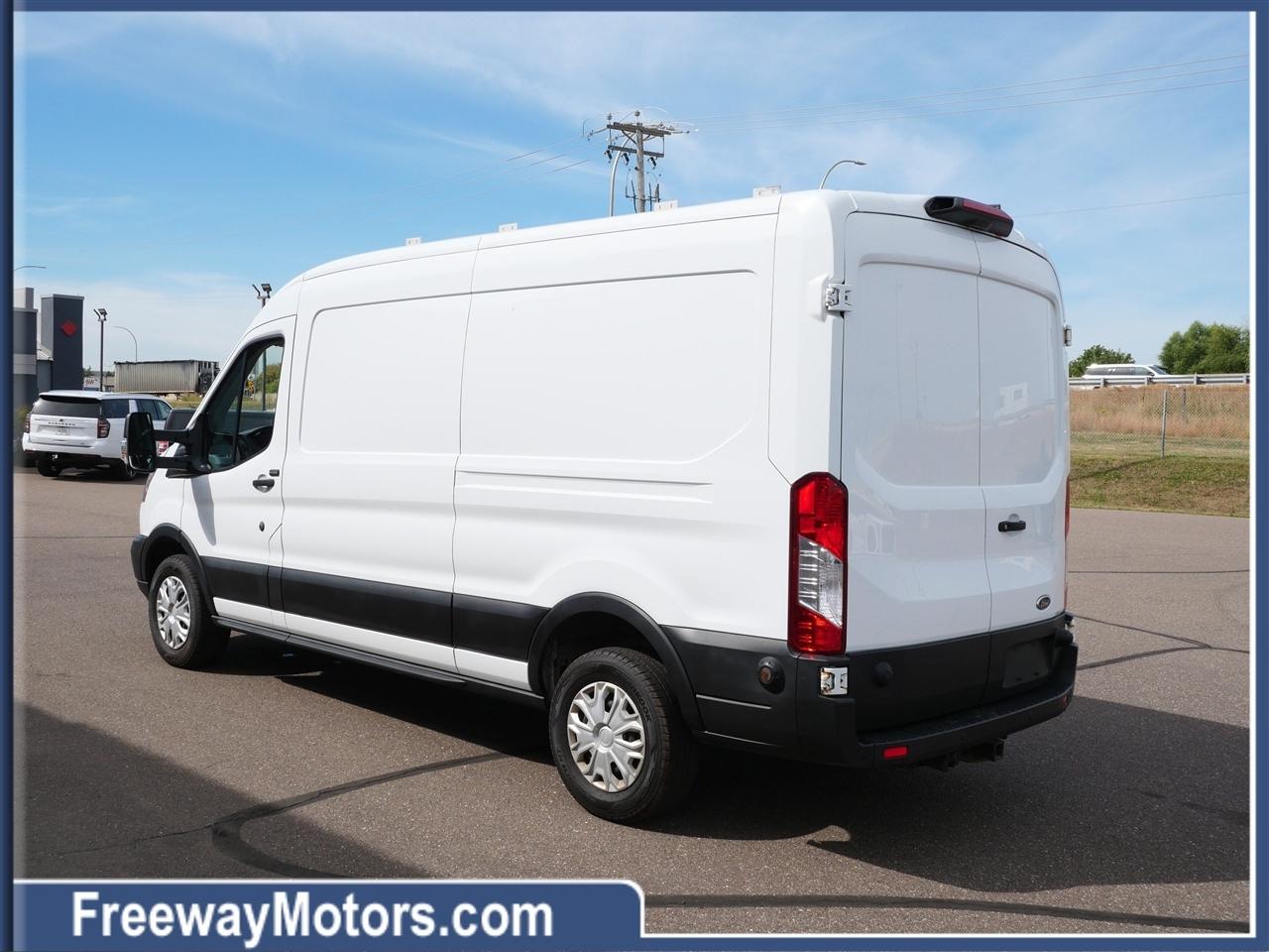 Ford Transit Van T-250 148" Med Rf 9000 GVWR Sliding RH Dr 2019